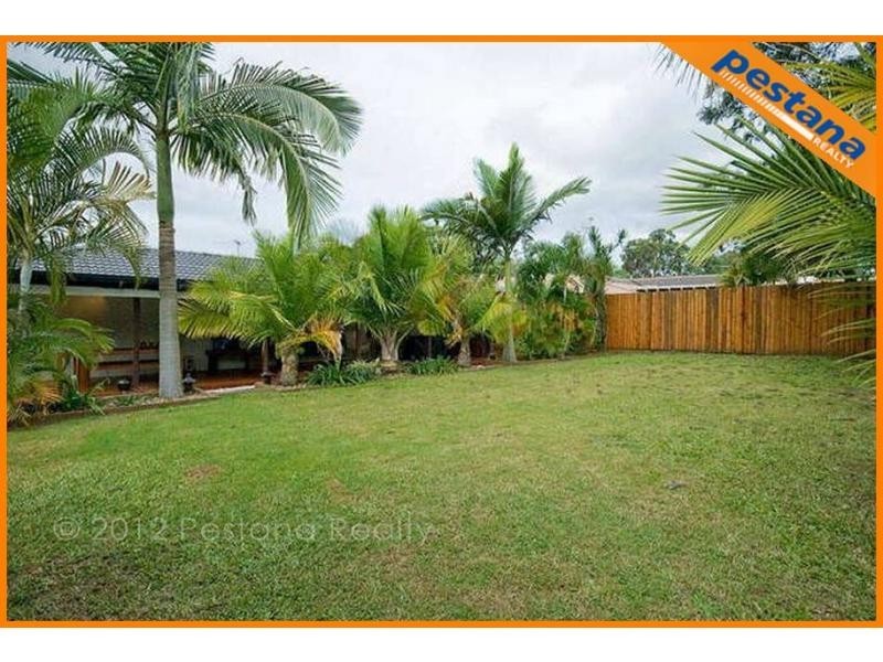25 Drews Road, Tanah Merah QLD 4128