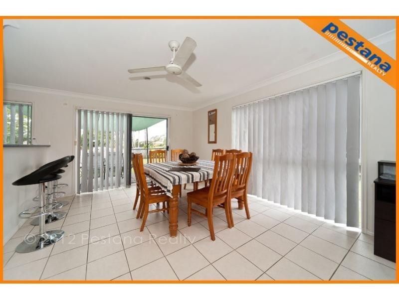 30 Meadowbrook Drive, Meadowbrook QLD 4131