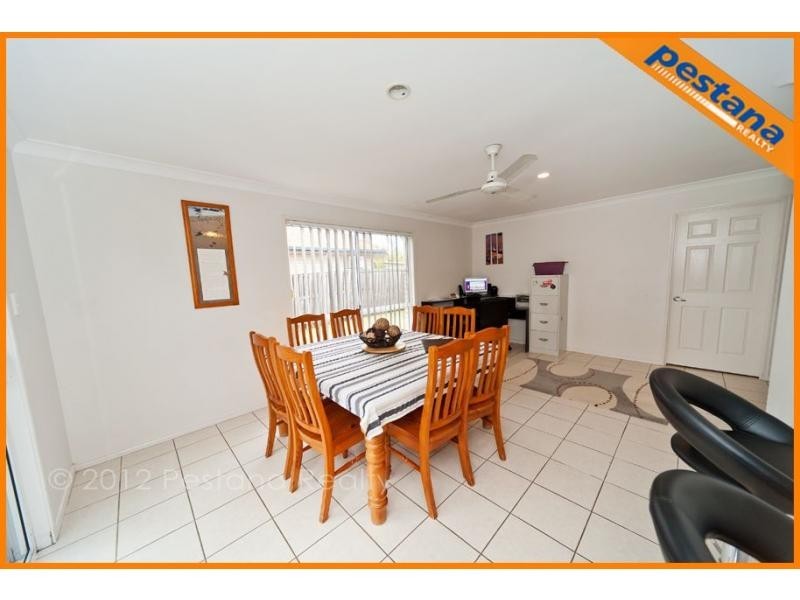 30 Meadowbrook Drive, Meadowbrook QLD 4131