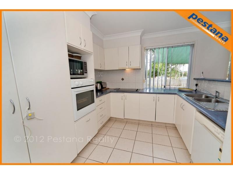 30 Meadowbrook Drive, Meadowbrook QLD 4131
