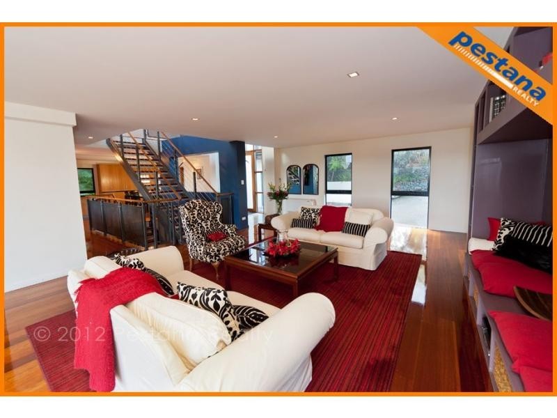 118 Plantain Road, Shailer Park QLD 4128