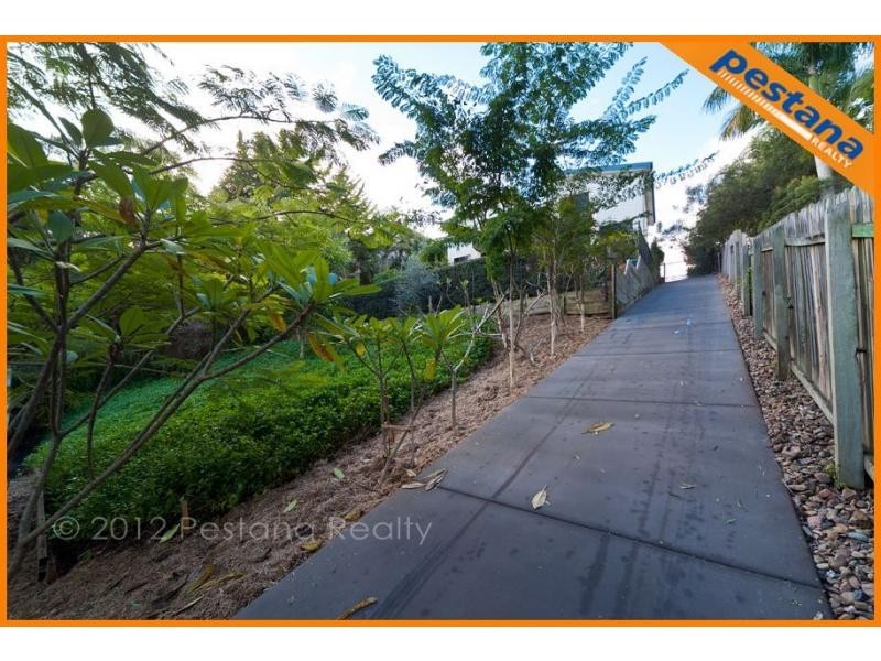 118 Plantain Road, Shailer Park QLD 4128