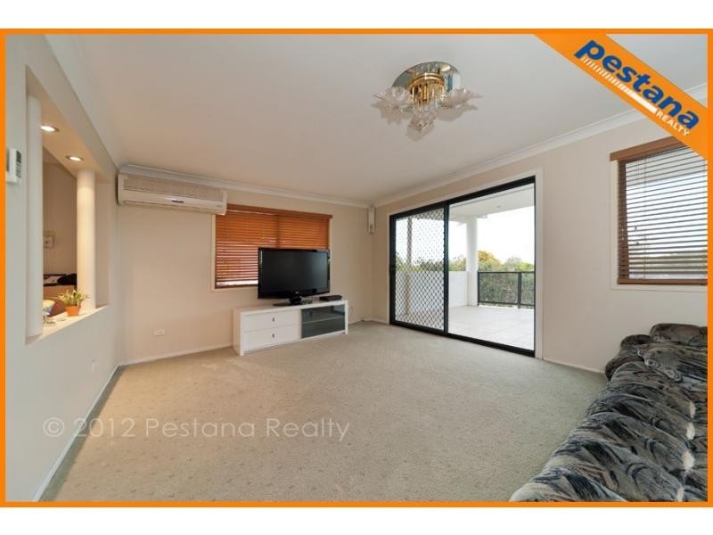30 Joanne Street, Underwood QLD 4119