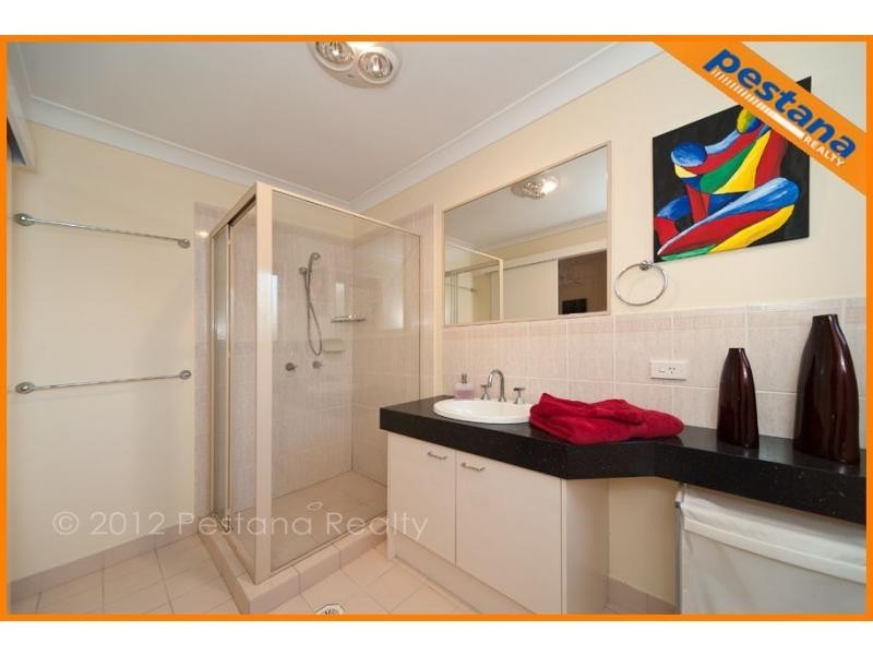 2 Oppermann Court, Meadowbrook QLD 4131
