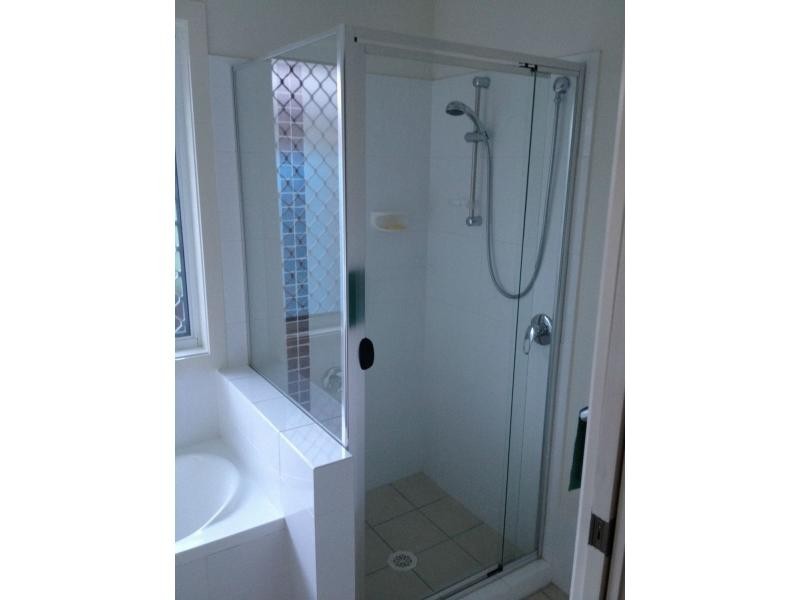 5 Kenilworth Crescent, Woodlands Estate, Waterford QLD 4133