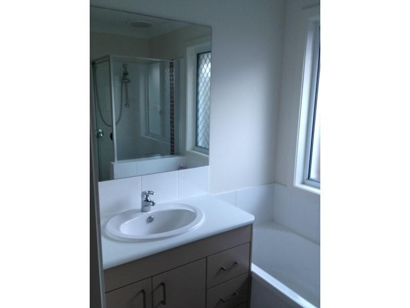 5 Kenilworth Crescent, Woodlands Estate, Waterford QLD 4133