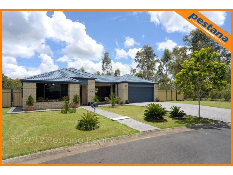 43 Meadowbrook Drive, Meadowbrook QLD 4131