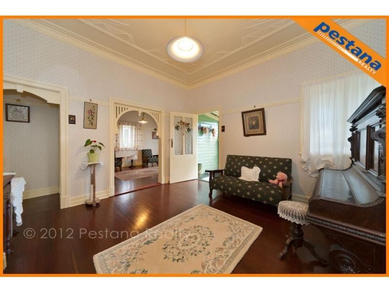 23 Oates Avenue, Woodridge QLD 4114