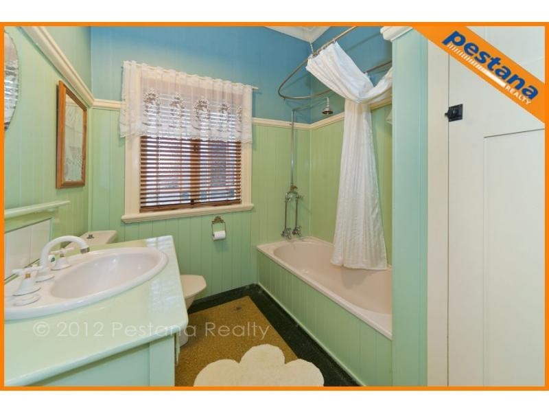 23 Oates Avenue, Woodridge QLD 4114