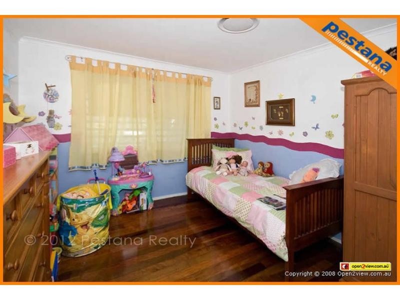 7 Morgan Court, Springwood QLD 4127