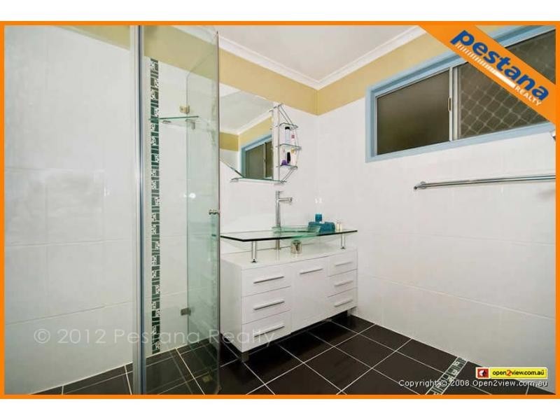 7 Morgan Court, Springwood QLD 4127