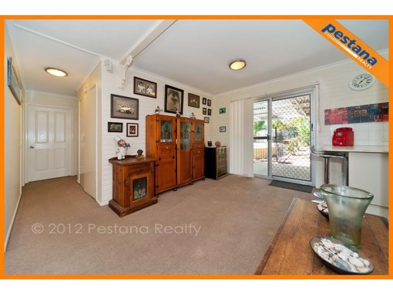 11 Wyclif Avenue, Springwood QLD 4127