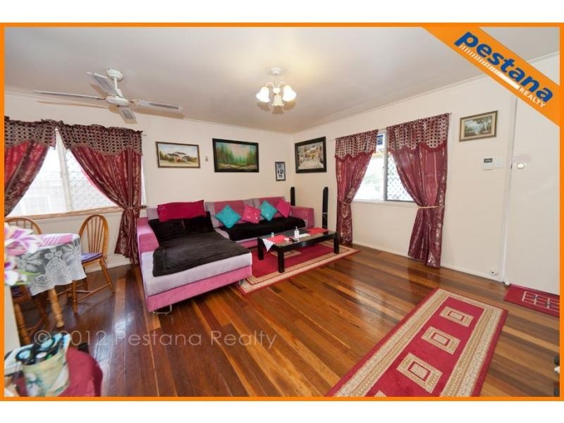 8 Andella Street, Woodridge QLD 4114