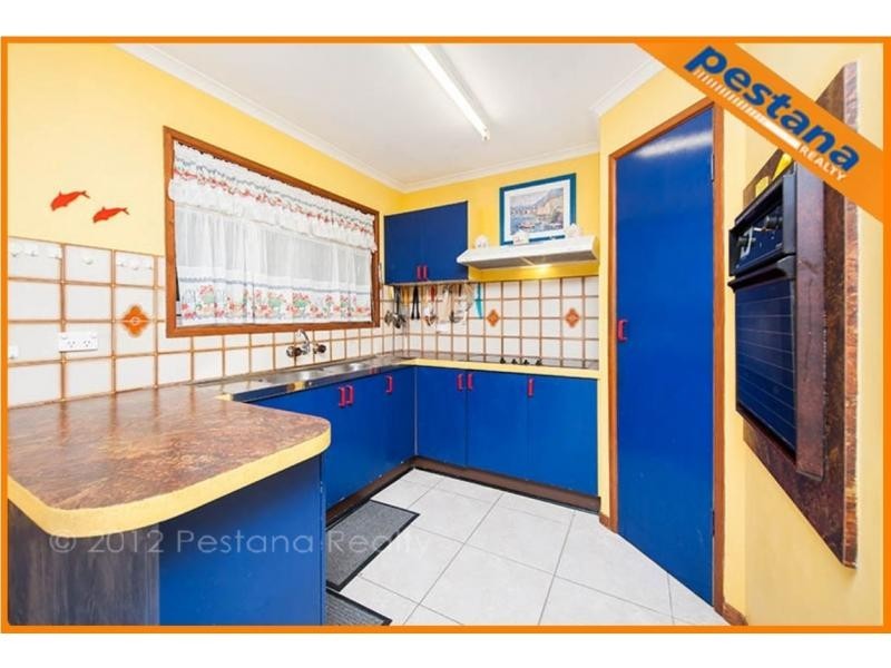 16 Ruby Street, Slacks Creek QLD 4127