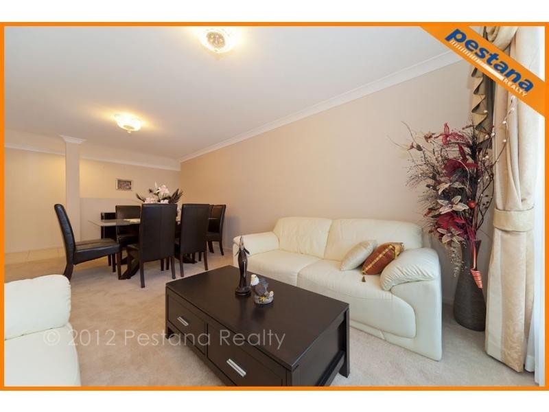8 Dundee Street, Calamvale QLD 4116