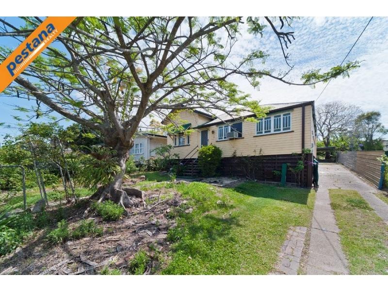 16 North Road, Woodridge QLD 4114