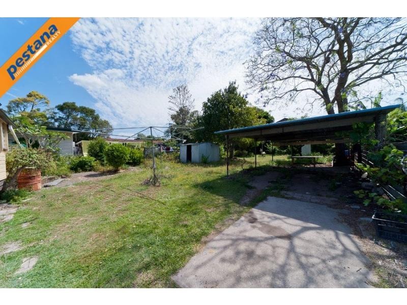 16 North Road, Woodridge QLD 4114