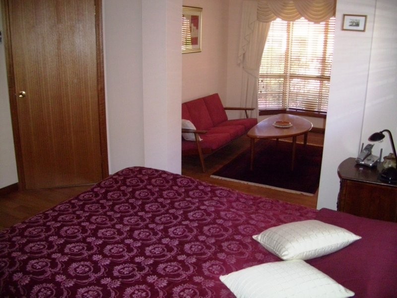 9 Cyclamen Avenue, Para Hills West SA 5096