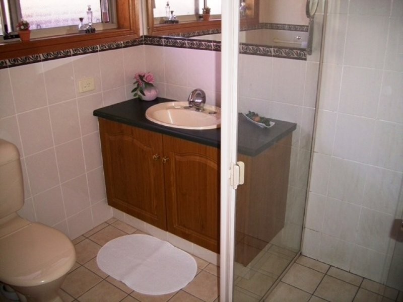 9 Cyclamen Avenue, Para Hills West SA 5096