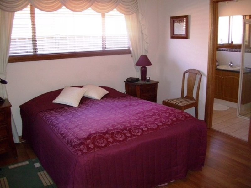 9 Cyclamen Avenue, Para Hills West SA 5096