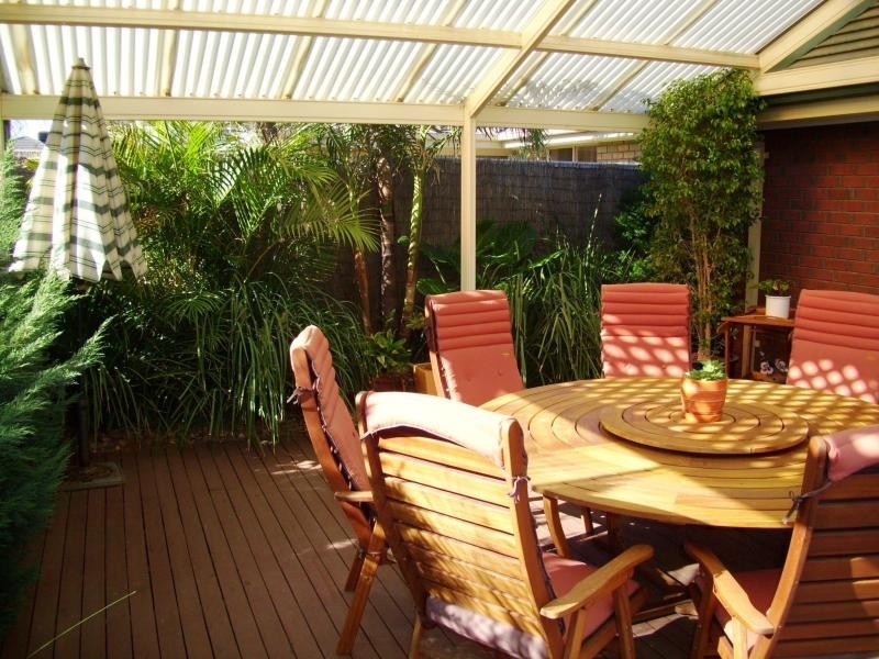 9 Cyclamen Avenue, Para Hills West SA 5096