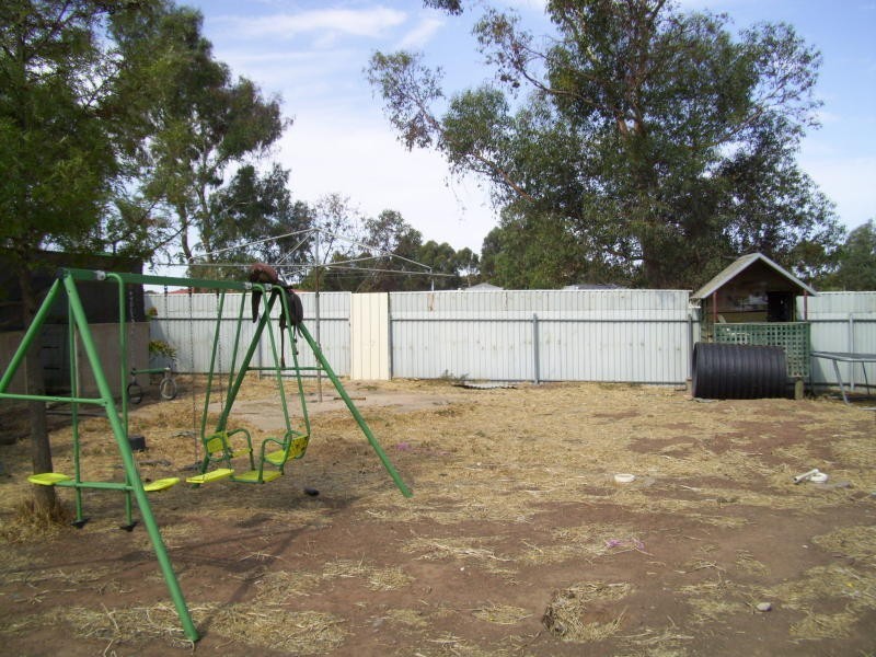 98 Dawkins Road, Lewiston SA 5501