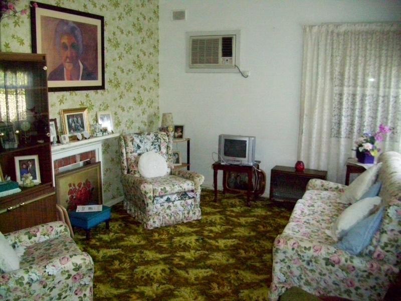 27 Marleycombe Road, Elizabeth Vale SA 5112