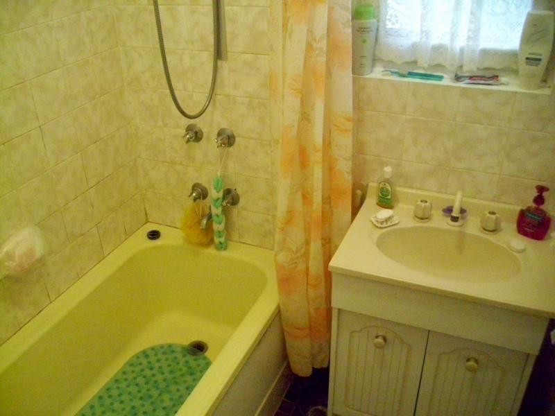 27 Marleycombe Road, Elizabeth Vale SA 5112