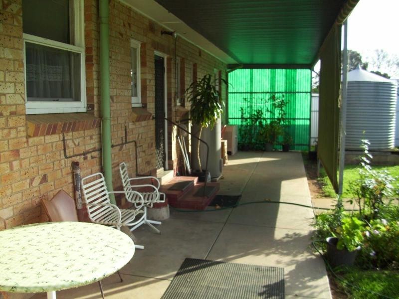 27 Marleycombe Road, Elizabeth Vale SA 5112