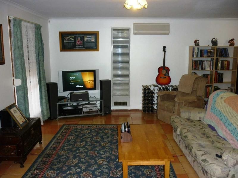 29 President Avenue, Andrews Farm SA 5114