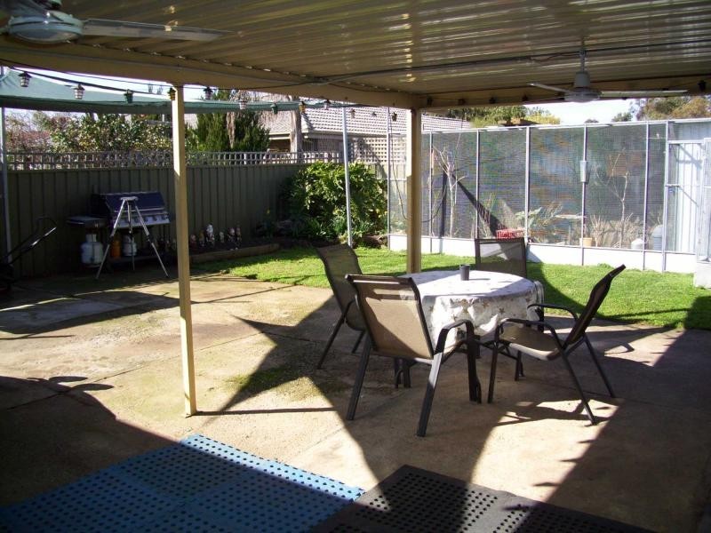 29 President Avenue, Andrews Farm SA 5114