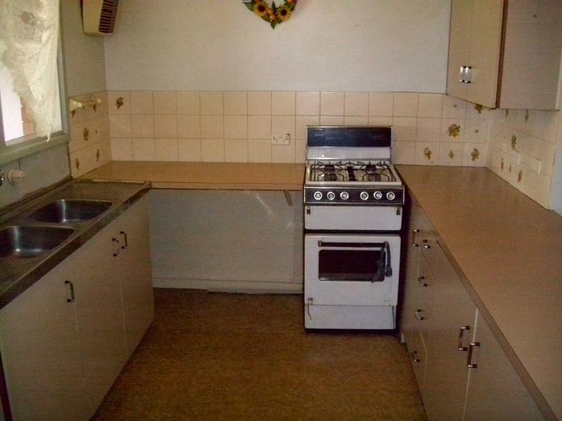 4 Lysle Court, Smithfield SA 5114