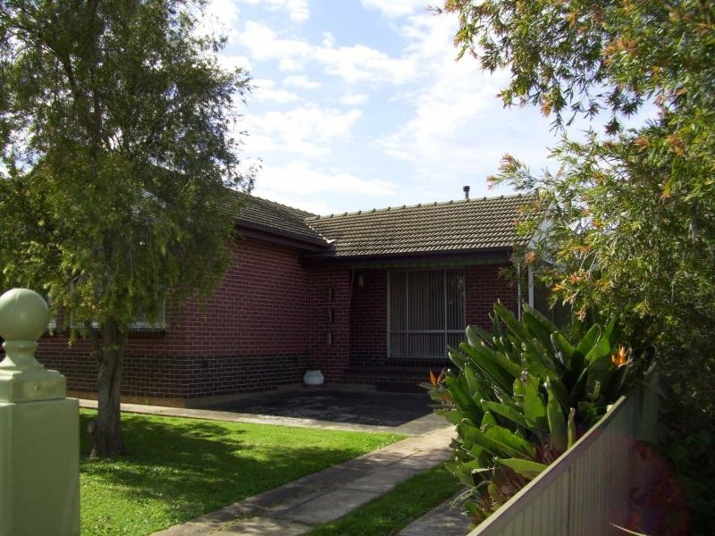 12 Midway Road, Elizabeth East SA 5112