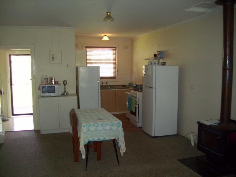 29 Winterbourne Road, Elizabeth Vale SA 5112