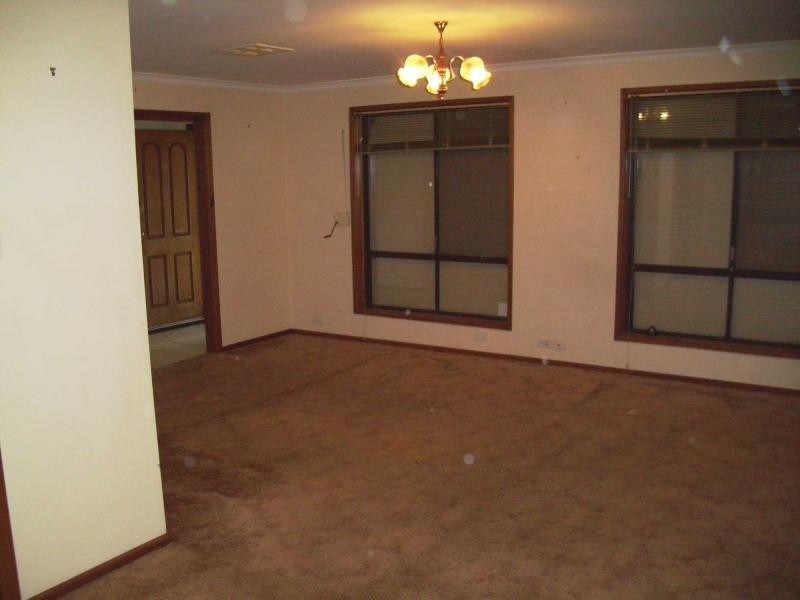 18 Hutchison Drive, Parafield Gardens SA 5107