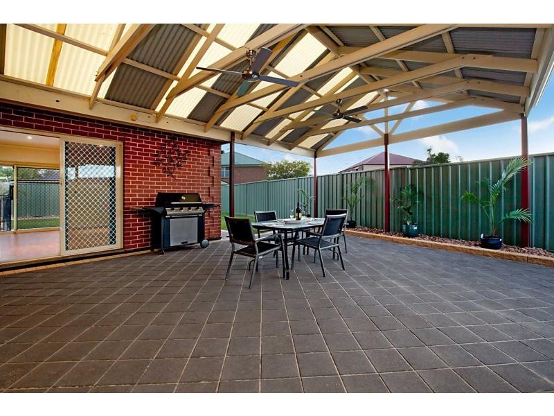 13 Elmwood Court, Mawson Lakes SA 5095