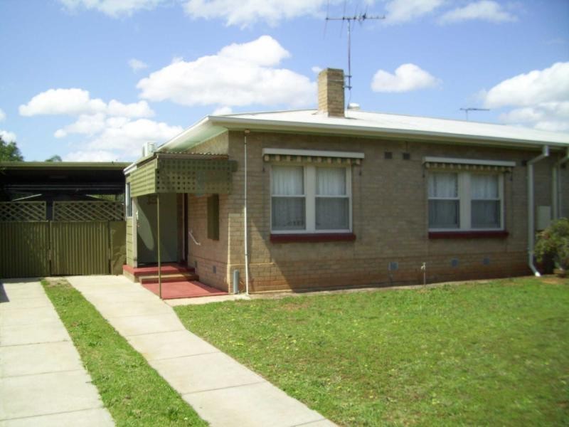 8 Barrow Crescent, Elizabeth Vale SA 5112