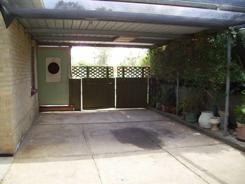 8 Barrow Crescent, Elizabeth Vale SA 5112