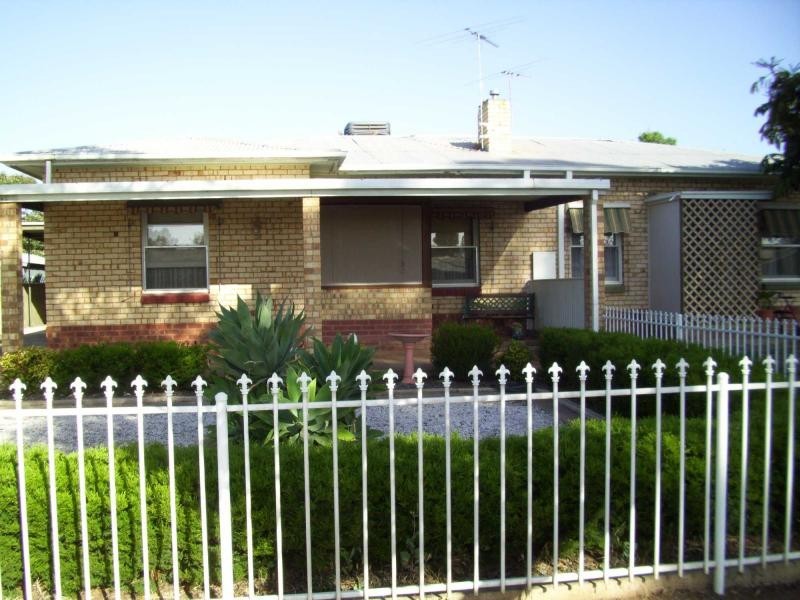 11 Guerin Road, Elizabeth Vale SA 5112