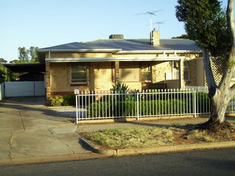 11 Guerin Road, Elizabeth Vale SA 5112