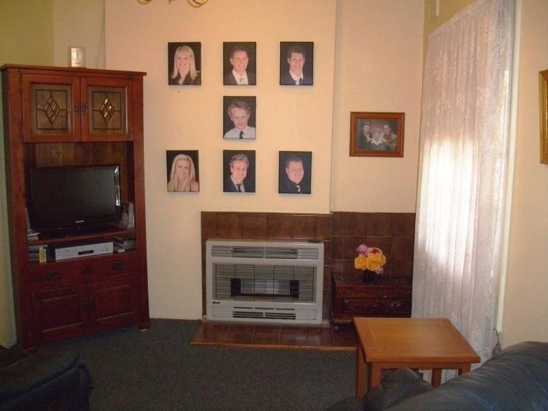 11 Guerin Road, Elizabeth Vale SA 5112
