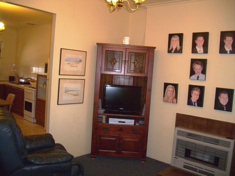 11 Guerin Road, Elizabeth Vale SA 5112