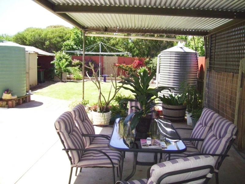 11 Guerin Road, Elizabeth Vale SA 5112