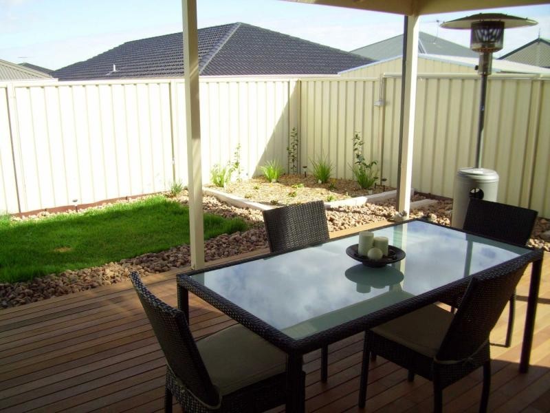 64 Admiralty Circuit, Smithfield SA 5114