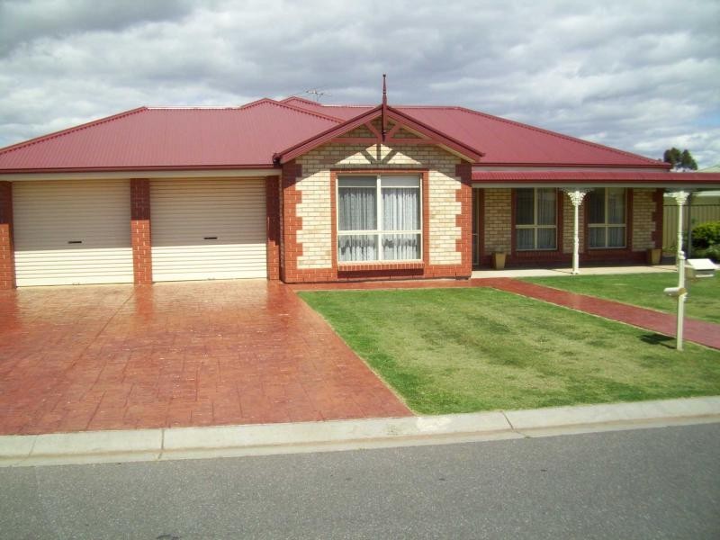 2 Dawn Close, Andrews Farm SA 5114