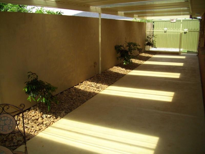 2 Dawn Close, Andrews Farm SA 5114