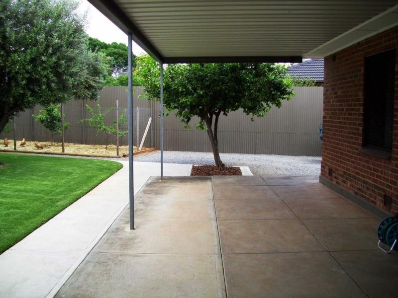 23 Longleat Road, Elizabeth Vale SA 5112