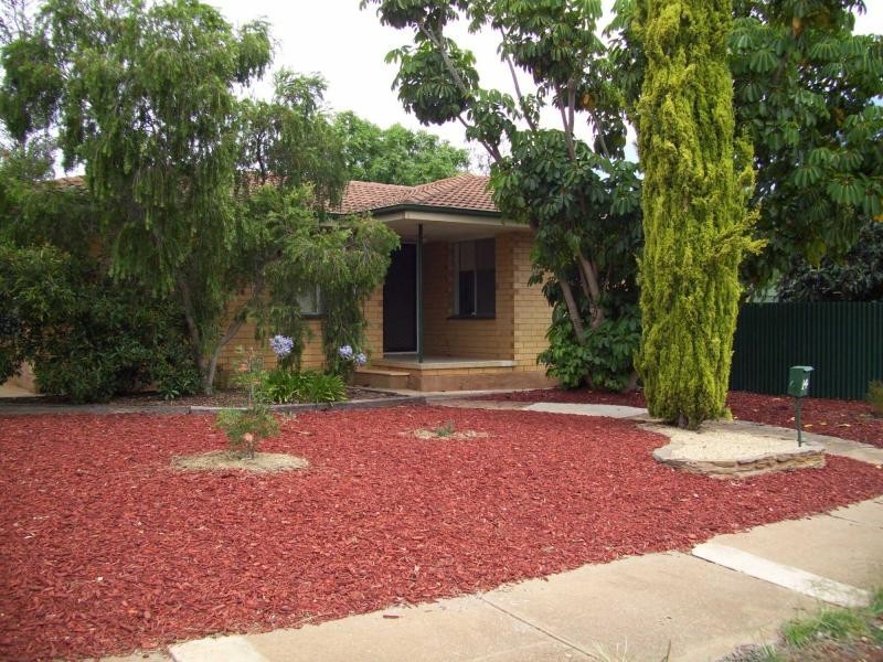 14 Osmond Street, Elizabeth Downs SA 5113