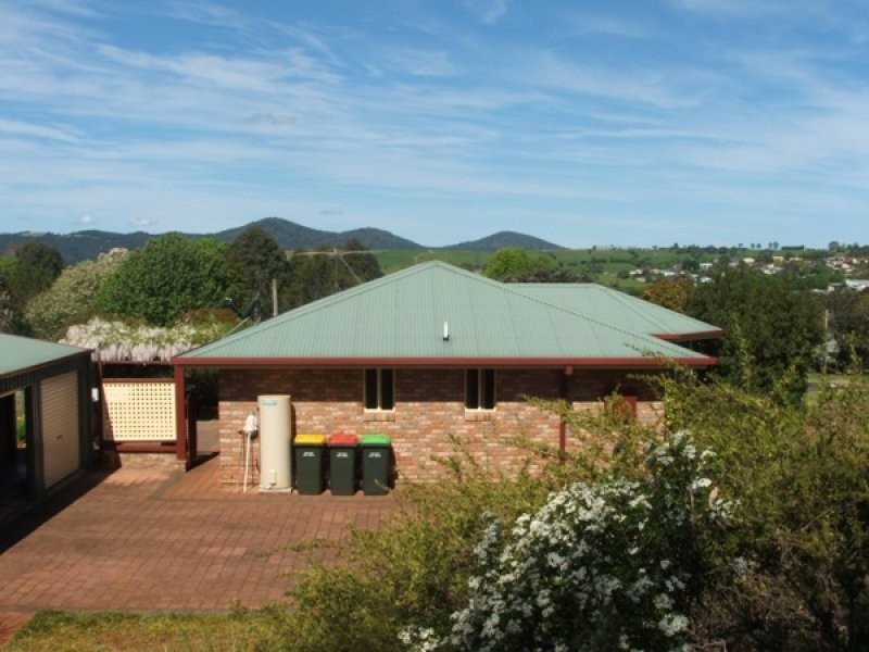 5 Tamarind Avenue, Dorrigo NSW 2453