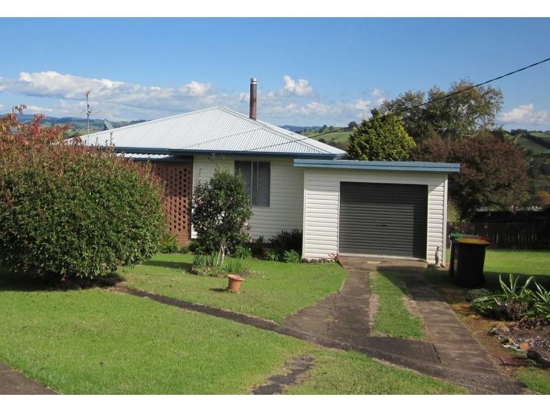26 Beech Street, Dorrigo NSW 2453
